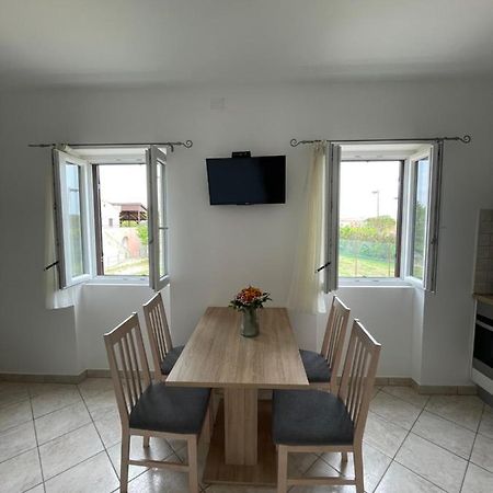 Apartmán Accordi Lontani Nerezine Exteriér fotografie